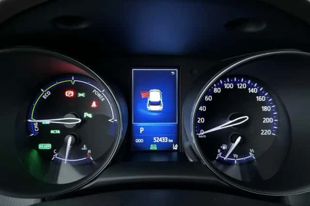 Toyota C-HR (2018) thumbnail 17