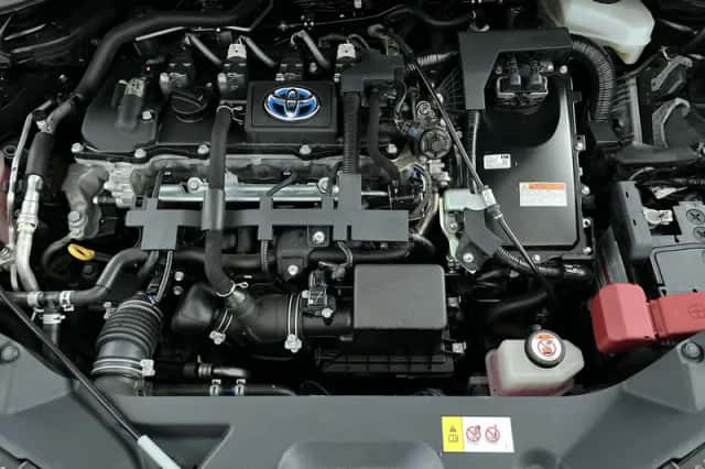 Toyota C-HR (2018) thumbnail 28