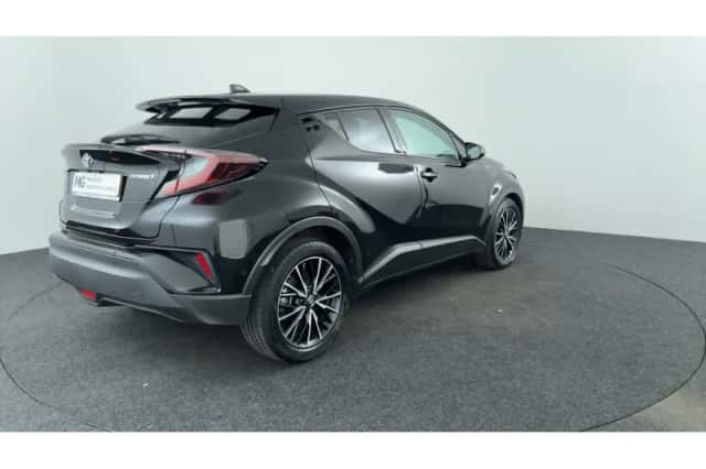 Toyota C-HR (2018) thumbnail 5
