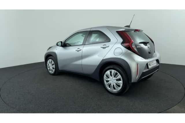 Toyota Aygo X (2022) thumbnail 3