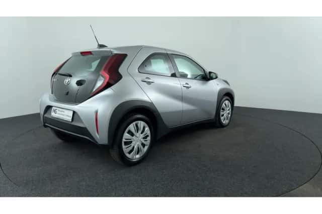 Toyota Aygo X (2022) thumbnail 5
