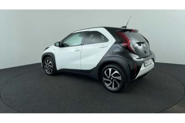 Toyota Aygo X (2024) thumbnail 3