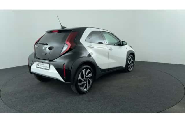 Toyota Aygo X (2024) thumbnail 5