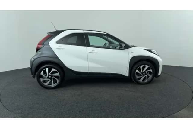 Toyota Aygo X (2024) thumbnail 6