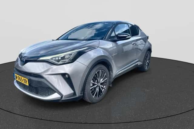 Toyota C-HR (2020) thumbnail 3