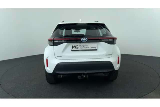 Toyota Yaris Cross (2023) thumbnail 4