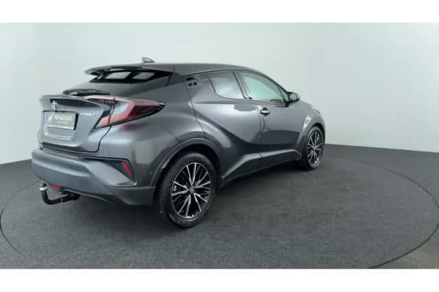 Toyota C-HR (2019) thumbnail 5