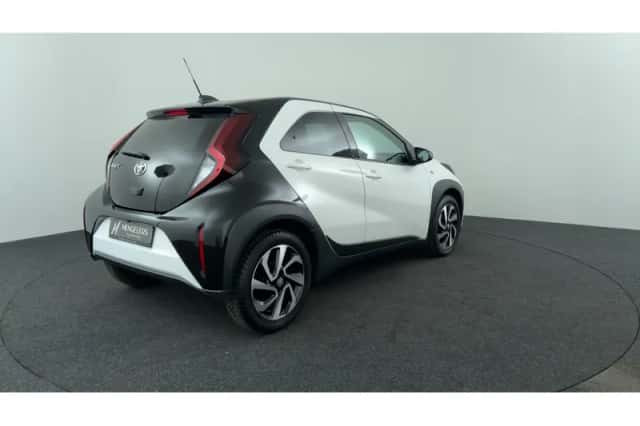 Toyota Aygo X (2023) thumbnail 5
