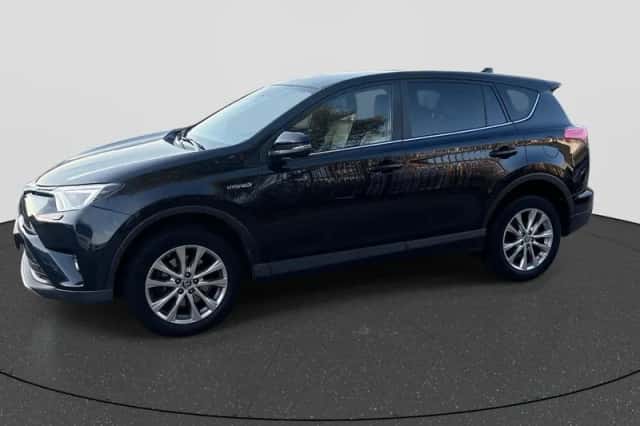 Toyota RAV4 (2017) thumbnail 5