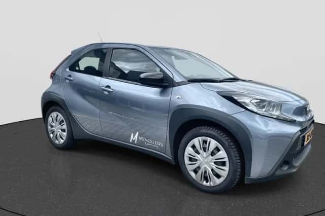 Toyota Aygo X (2025) thumbnail 2