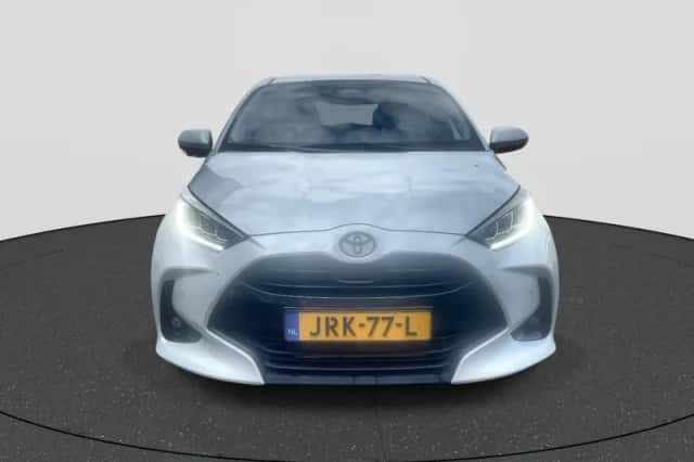 Toyota Yaris (2026) thumbnail 3