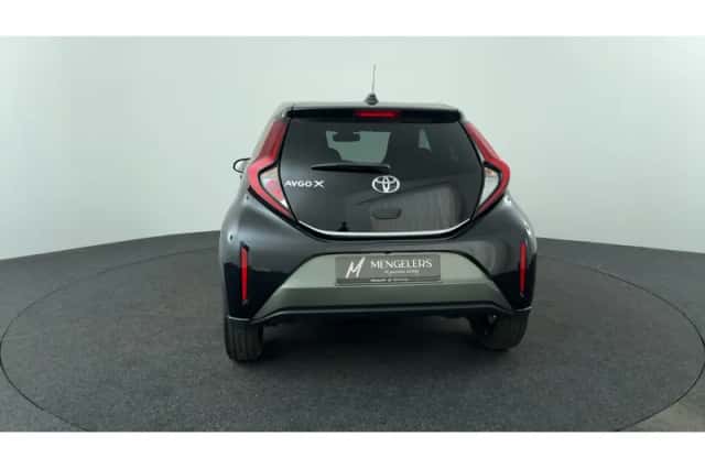 Toyota Aygo X (2022) thumbnail 4