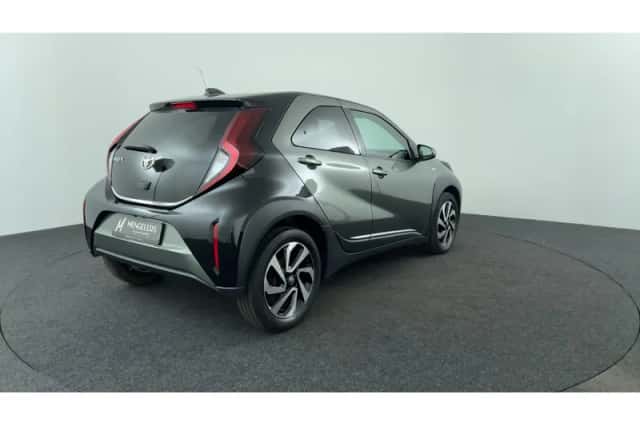 Toyota Aygo X (2022) thumbnail 5