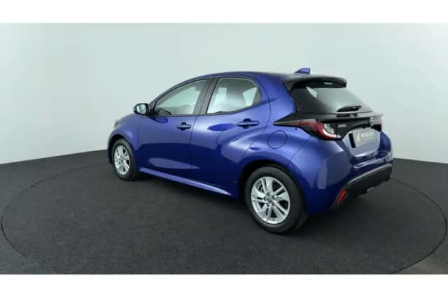 Toyota Yaris (2025) thumbnail 3