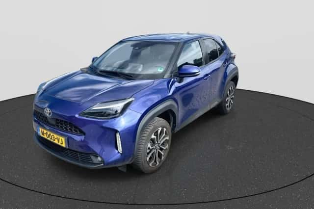 Toyota Yaris Cross (2022) thumbnail 4