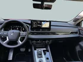 Mitsubishi Outlander (2025) thumbnail 20