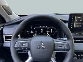 Mitsubishi Outlander (2025) thumbnail 22