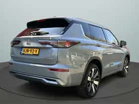Mitsubishi Outlander (2025) thumbnail 5