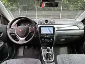 Suzuki Vitara (2025) thumbnail 15