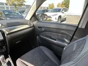 Suzuki Vitara (2025) thumbnail 16