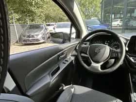 Suzuki S-Cross (2025) thumbnail 15