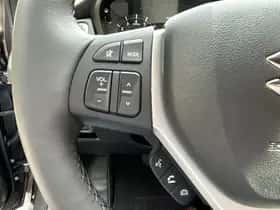 Suzuki S-Cross (2025) thumbnail 25