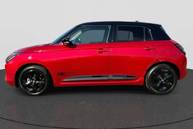 Suzuki Swift (2025) thumbnail 2