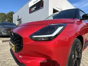 Suzuki Swift (2025) thumbnail 11