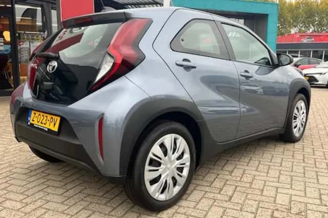 Toyota Aygo X (2024) thumbnail 3