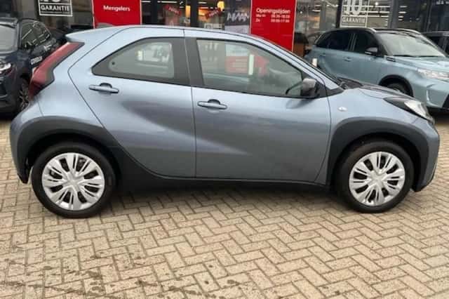 Toyota Aygo X (2024) thumbnail 6