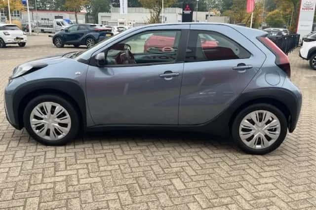 Toyota Aygo X (2024) thumbnail 9