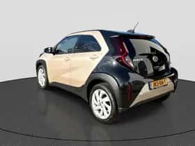 Toyota Aygo X (2022) thumbnail 3