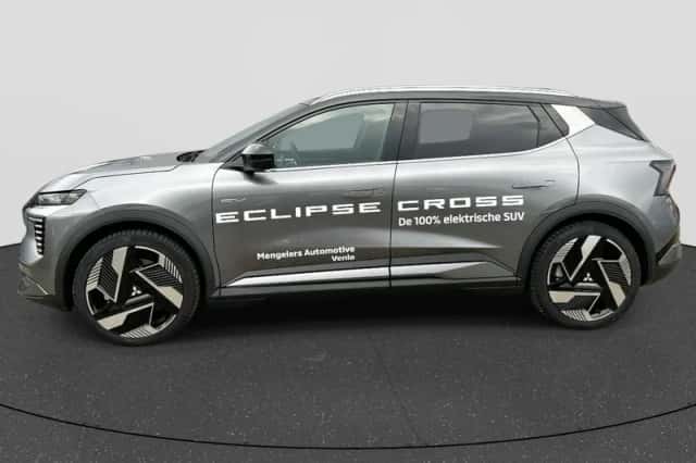 Mitsubishi Eclipse Cross (2025) thumbnail 2