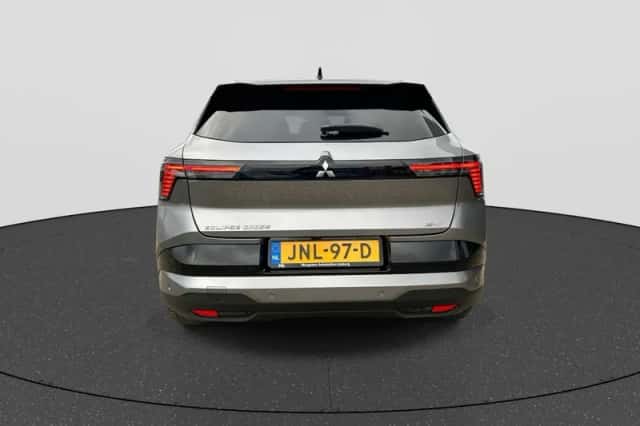 Mitsubishi Eclipse Cross (2025) thumbnail 4
