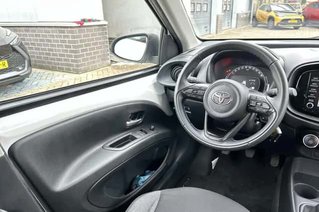 Toyota Aygo X (2022) thumbnail 12