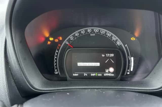 Toyota Aygo X (2022) thumbnail 23