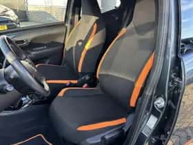 Toyota Aygo (2021) thumbnail 12