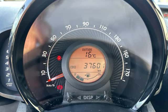Toyota Aygo (2021) thumbnail 23