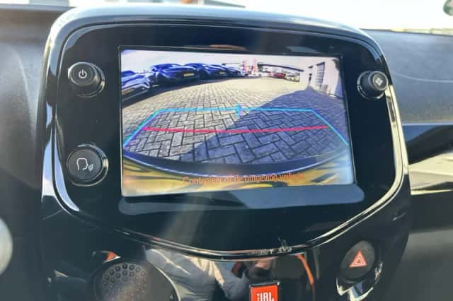 Toyota Aygo (2021) thumbnail 26
