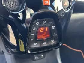 Toyota Aygo (2021) thumbnail 27