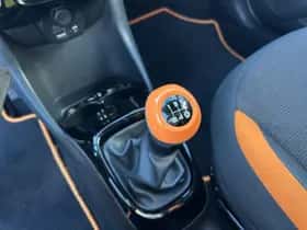Toyota Aygo (2021) thumbnail 28