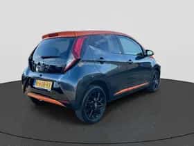 Toyota Aygo (2021) thumbnail 5