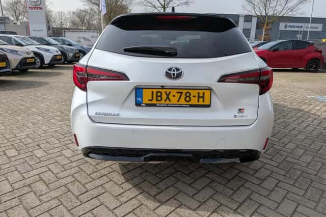 Toyota Corolla (2025) thumbnail 5