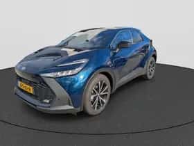Toyota C-HR (2025) thumbnail 2