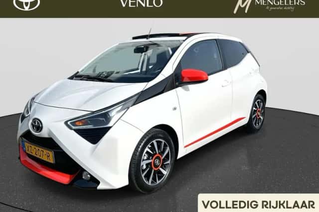 Toyota Aygo (2019) thumbnail 1