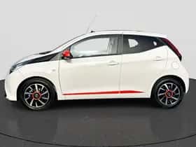 Toyota Aygo (2019) thumbnail 2