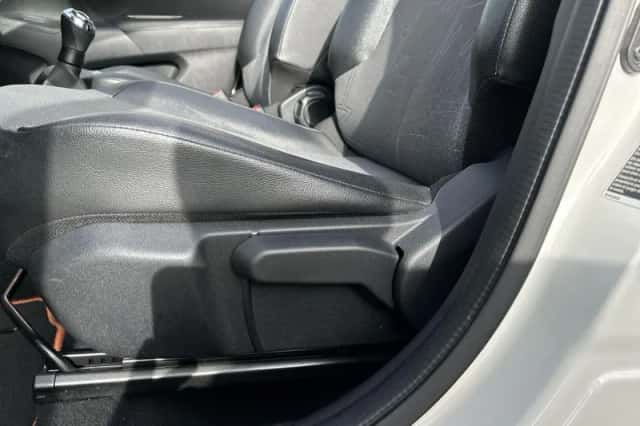 Toyota Aygo (2019) thumbnail 21