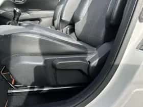 Toyota Aygo (2019) thumbnail 21