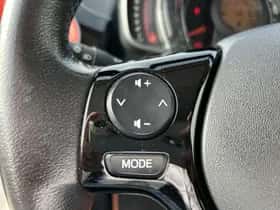 Toyota Aygo (2019) thumbnail 23