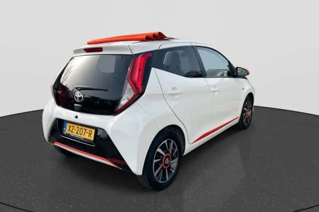 Toyota Aygo (2019) thumbnail 5